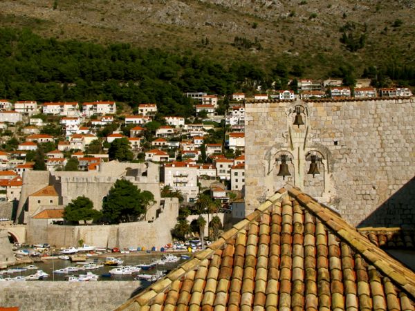 Dubrovnik Wall - http://27thandolive.com