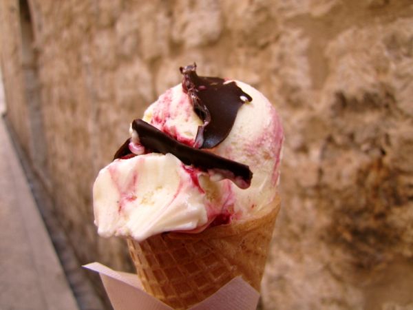 Dubrovnik Ice Cream - http://27thandolive.com