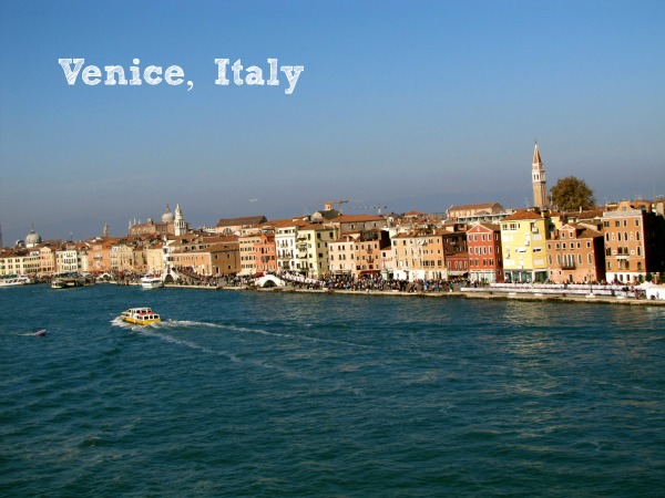 Sailing into Venice