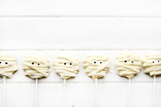 Halloween Mummy Cookies